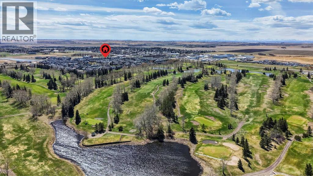 811 Mandalay Link, Carstairs, Alberta  T0M 0N0 - Photo 1 - A2305316