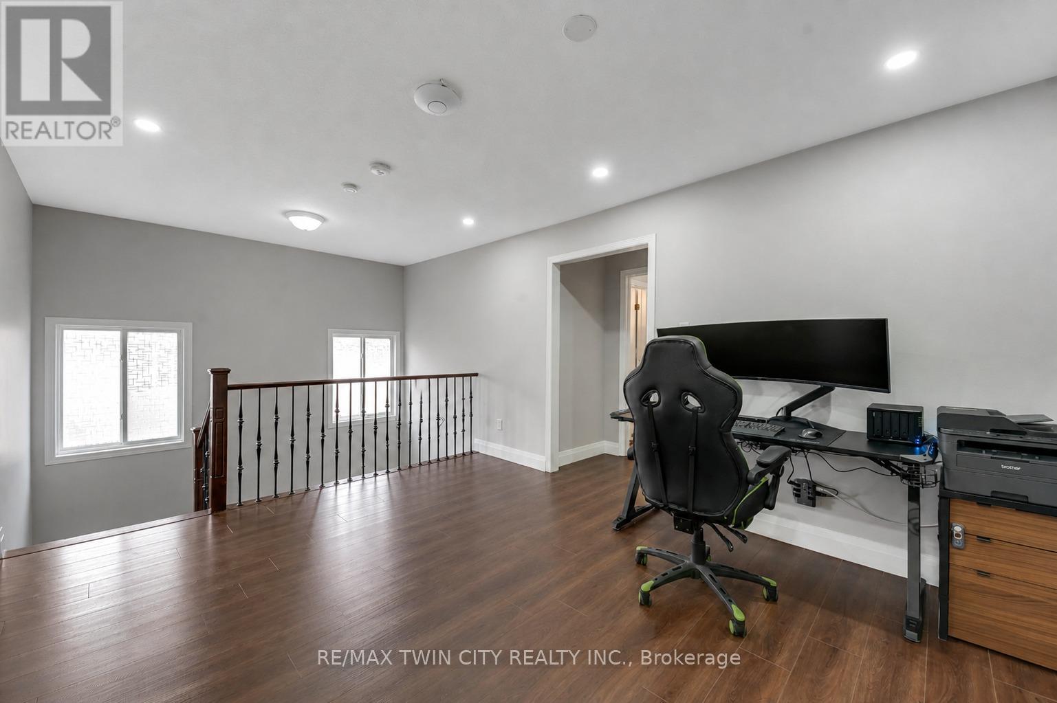 42 Doon Mills Drive, Kitchener, Ontario  N2P 2W9 - Photo 20 - X13085186