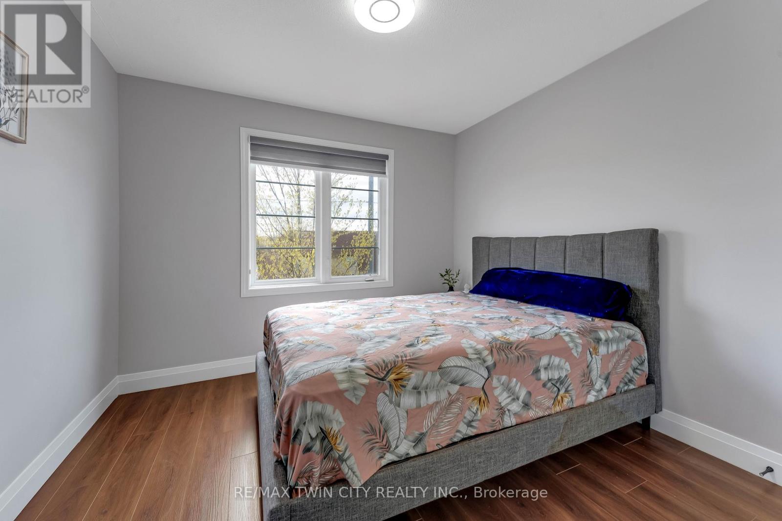 42 Doon Mills Drive, Kitchener, Ontario  N2P 2W9 - Photo 24 - X13085186