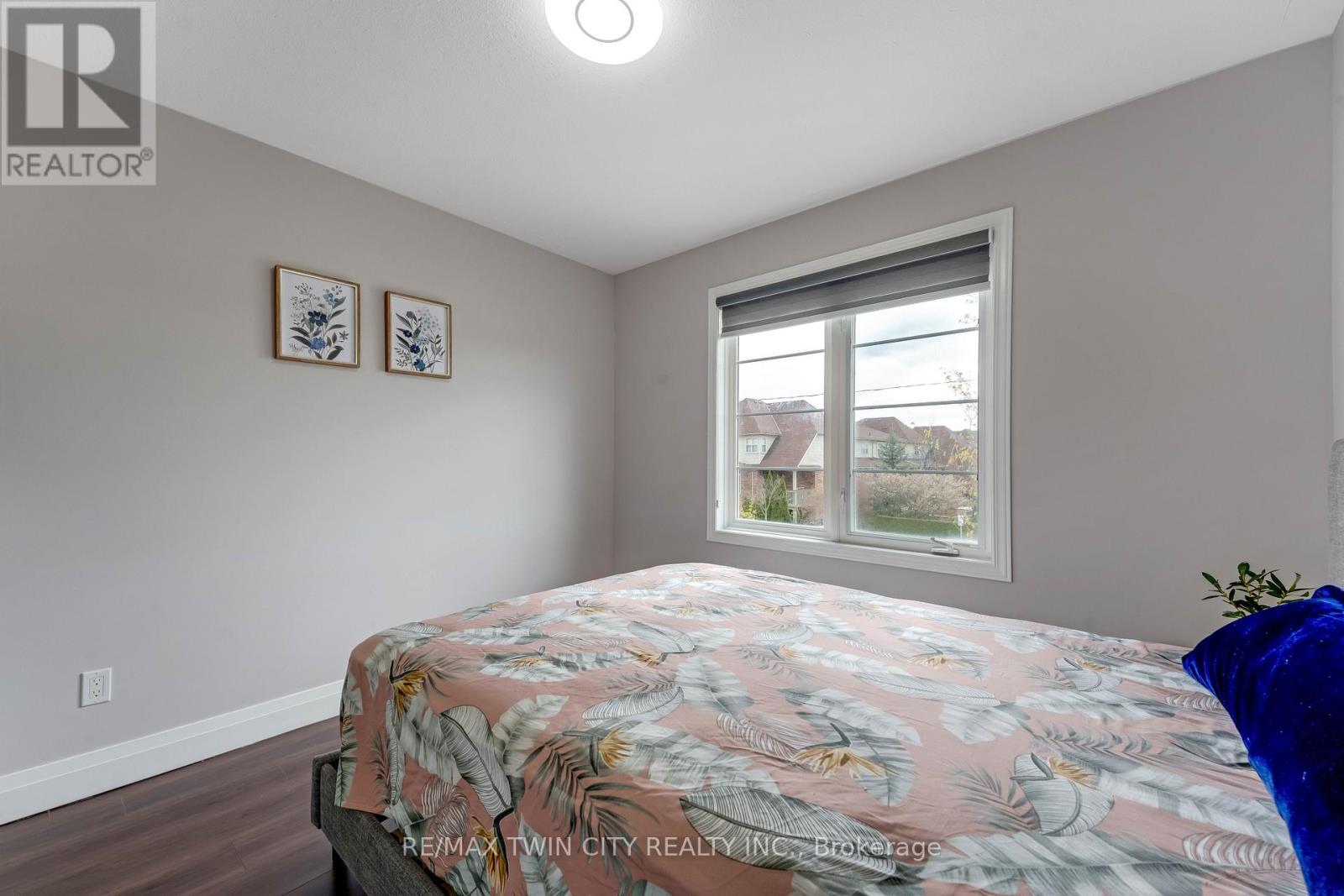 42 Doon Mills Drive, Kitchener, Ontario  N2P 2W9 - Photo 25 - X13085186