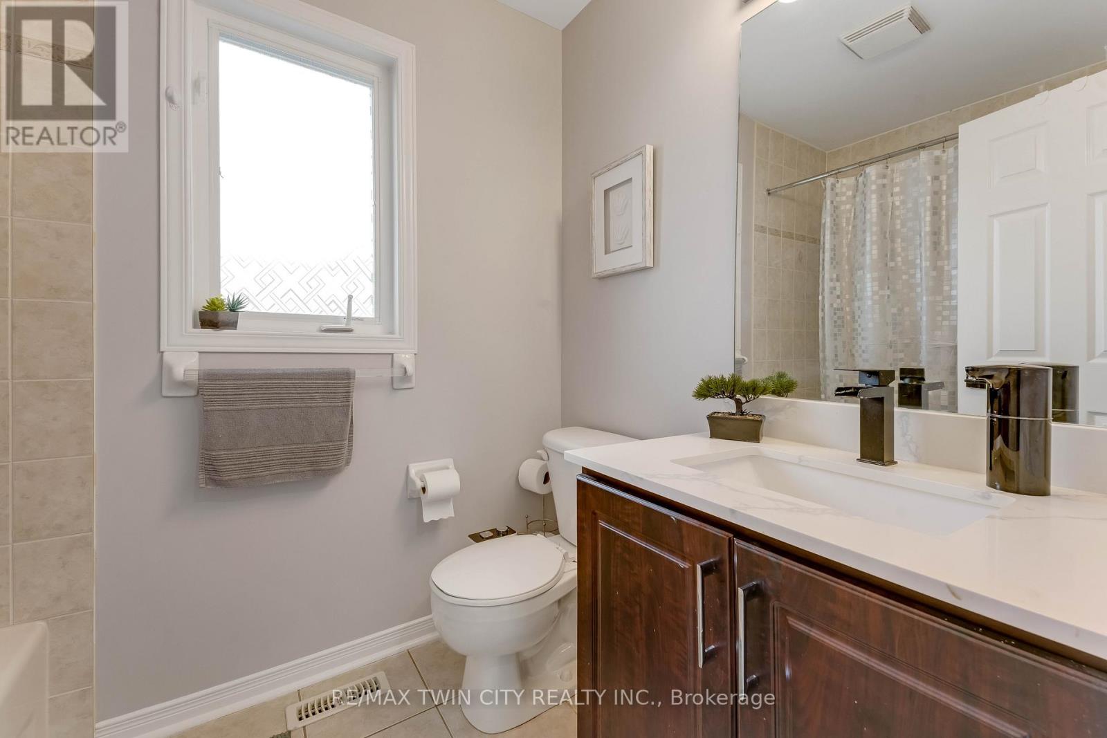 42 Doon Mills Drive, Kitchener, Ontario  N2P 2W9 - Photo 26 - X13085186