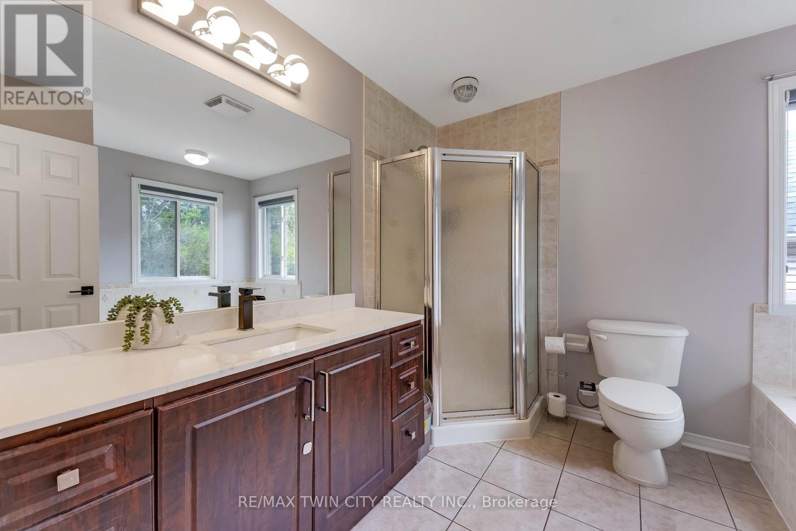 42 Doon Mills Drive, Kitchener, Ontario  N2P 2W9 - Photo 29 - X13085186