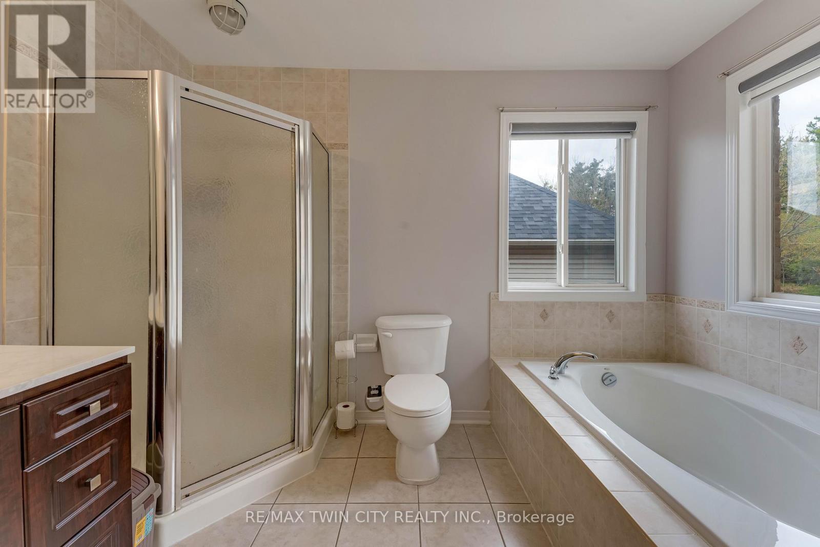 42 Doon Mills Drive, Kitchener, Ontario  N2P 2W9 - Photo 30 - X13085186
