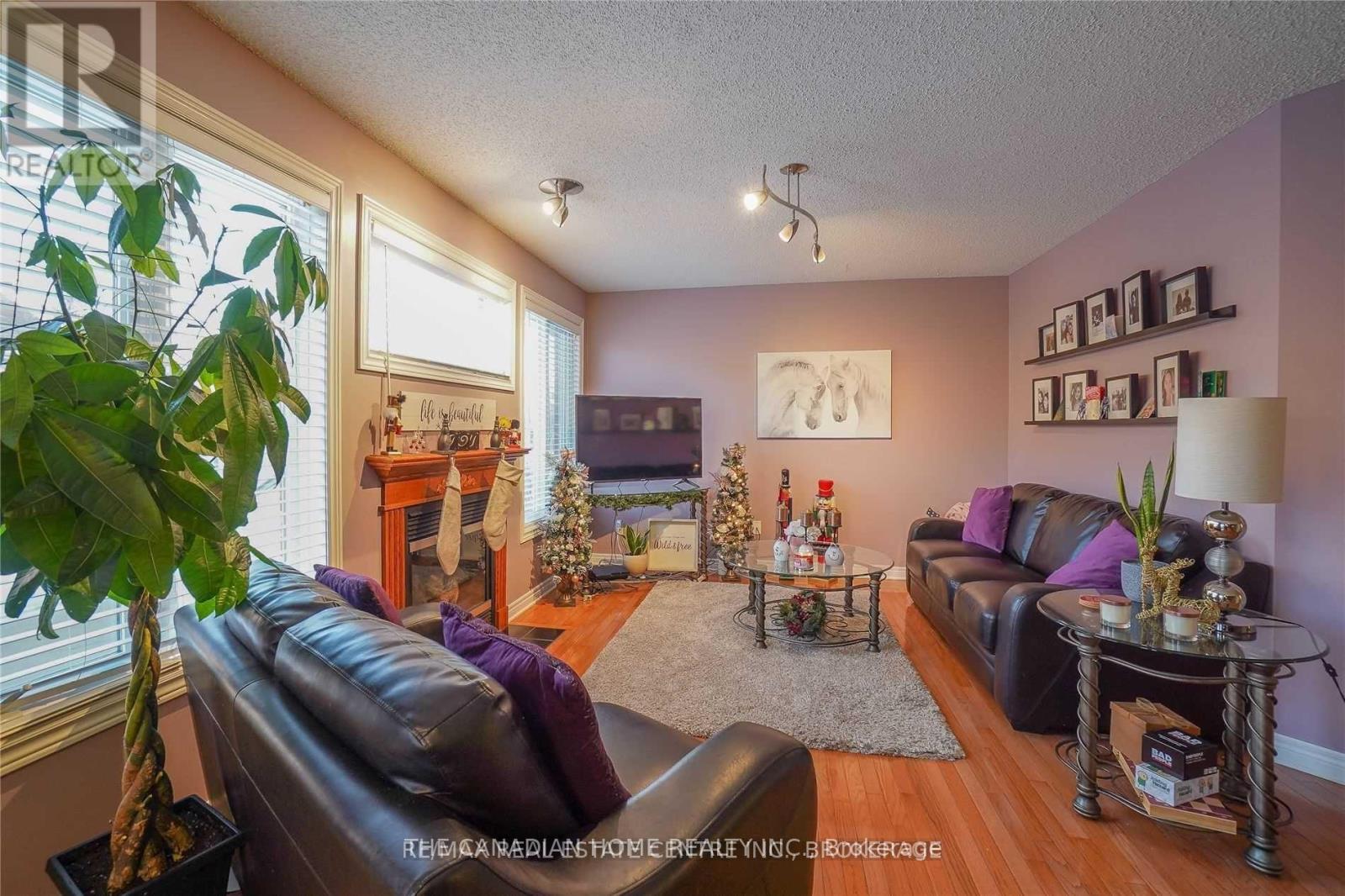 2089 Meadowgate Blvd Boulevard, London South, Ontario  N6M 1L5 - Photo 4 - X13085212