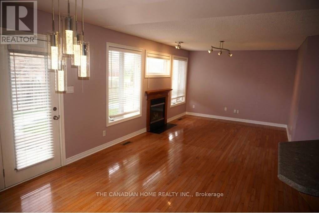 2089 Meadowgate Blvd Boulevard, London South, Ontario  N6M 1L5 - Photo 5 - X13085212