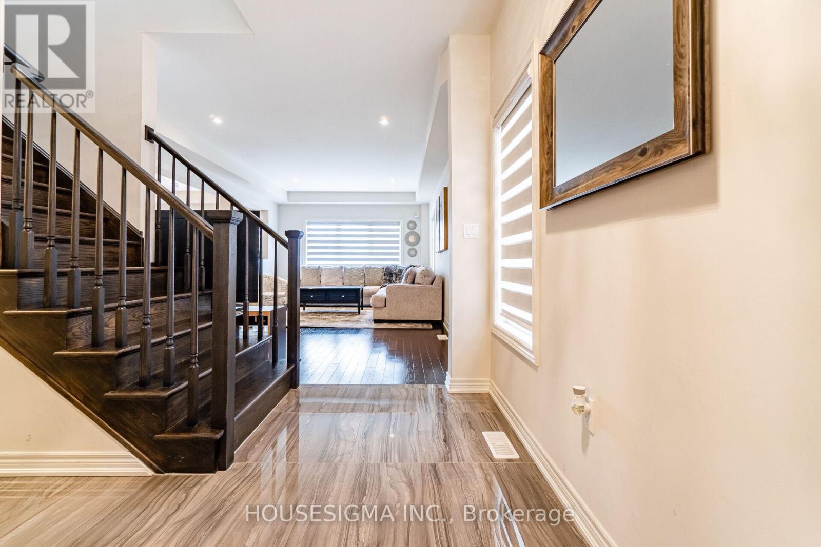 6099 Eaglewood Drive, Niagara Falls, Ontario  L2G 0A7 - Photo 4 - X13085290