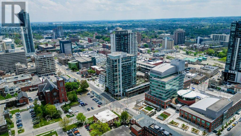 908 - 85 Duke Street W, Kitchener, Ontario  N2H 0B7 - Photo 2 - X13085350