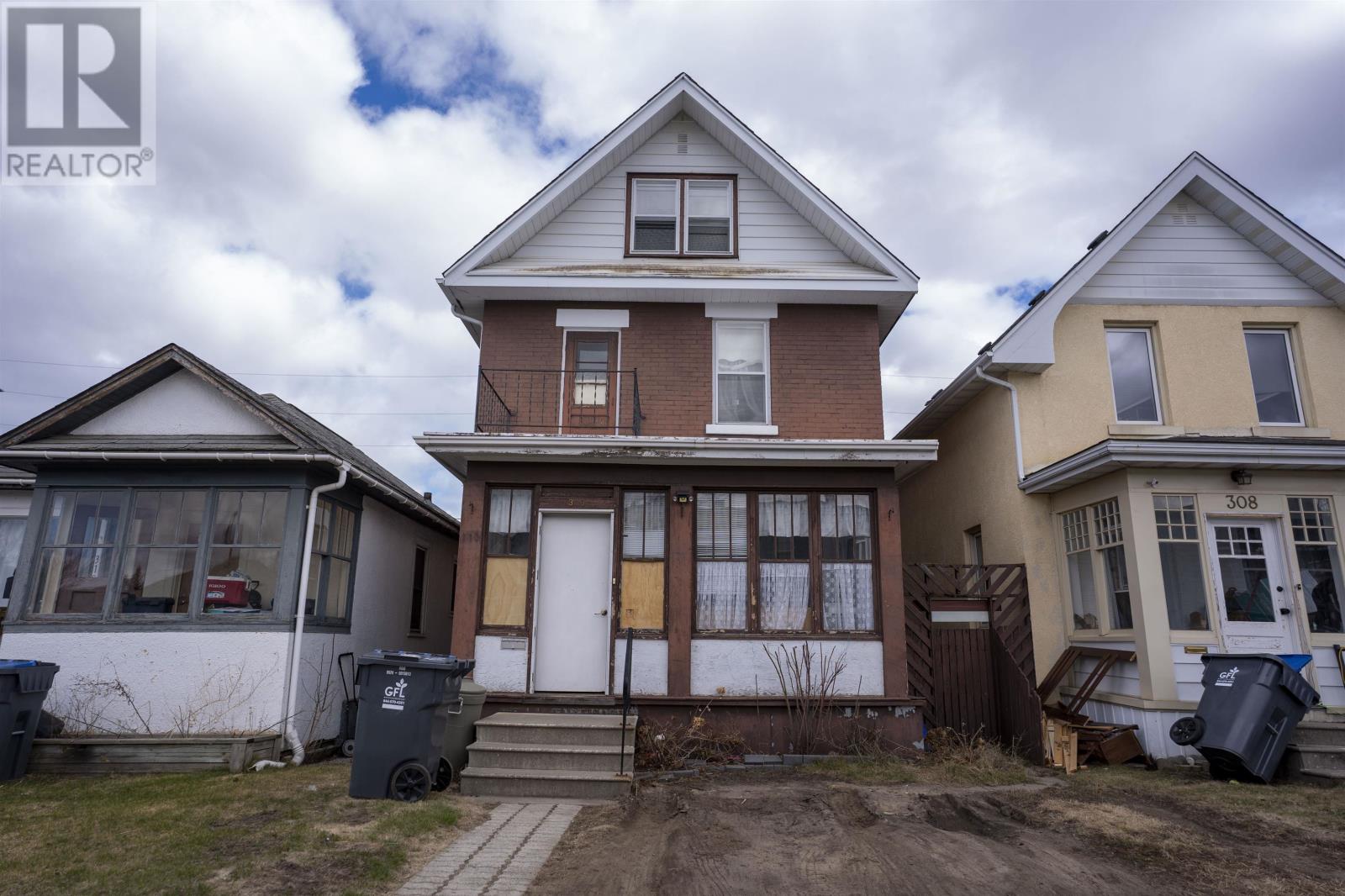 310 Brodie ST N, Thunder Bay, Ontario