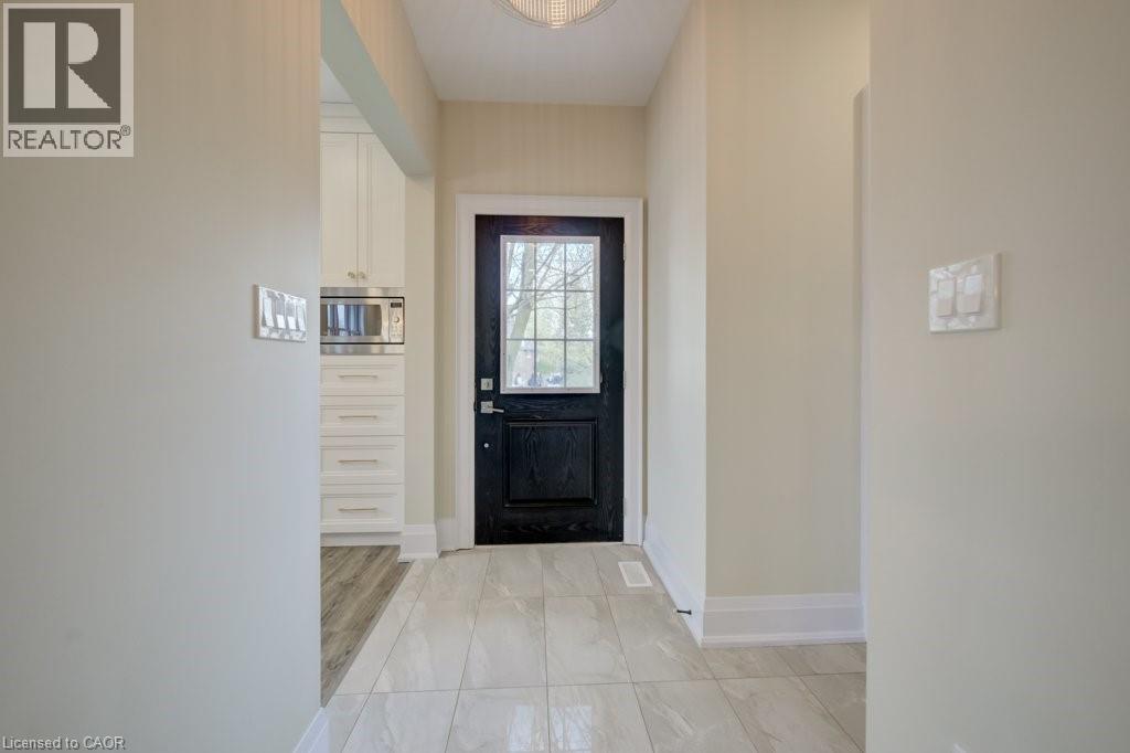 91 Albert Street, Waterloo, Ontario  N2L 3S6 - Photo 3 - 40826690