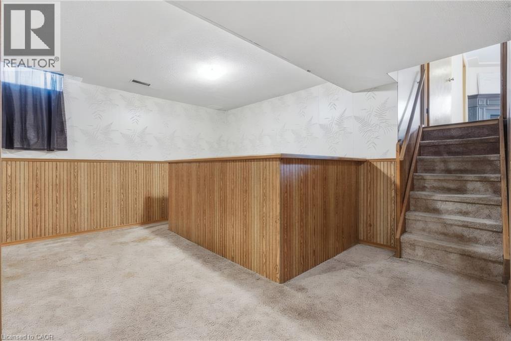 484 Hunterswood Court, Waterloo, Ontario  N2K 3E9 - Photo 35 - 40824998