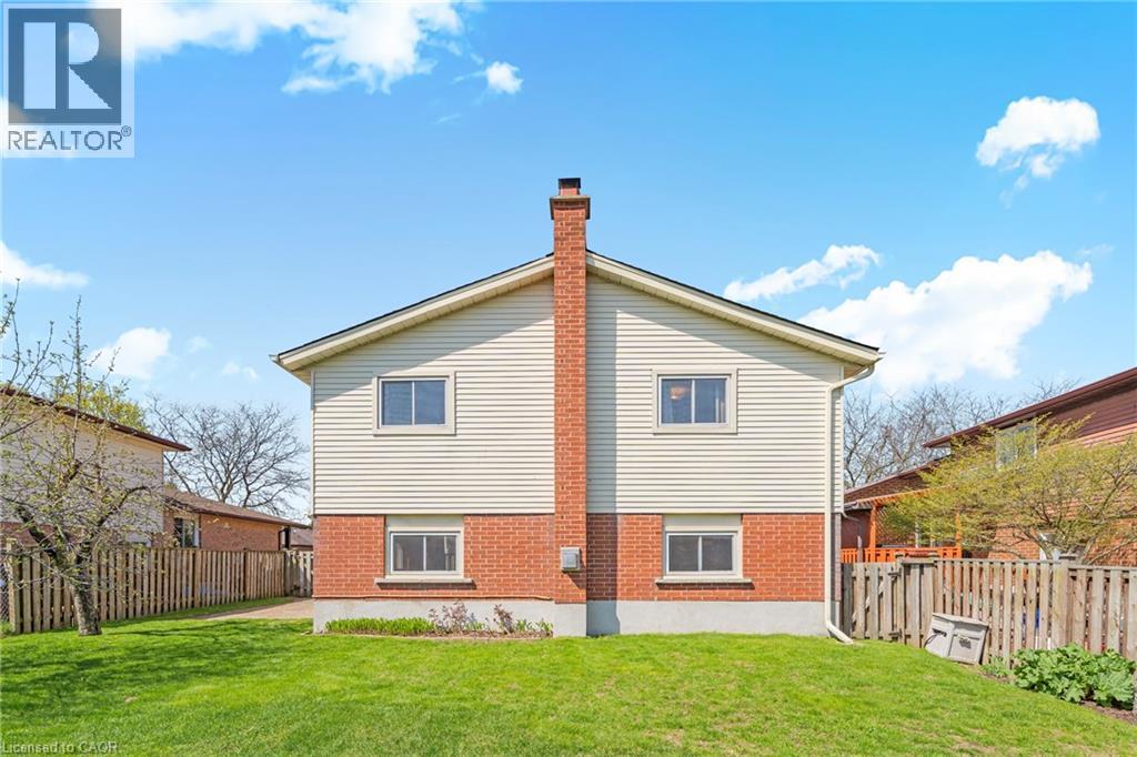 484 Hunterswood Court, Waterloo, Ontario  N2K 3E9 - Photo 38 - 40824998