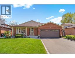 484 HUNTERSWOOD Court, Waterloo, Ontario