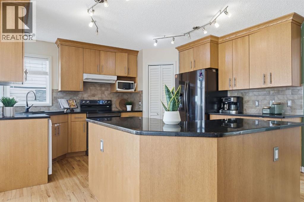 412 Sheep River Point, Okotoks, Alberta  T1S 1S3 - Photo 10 - A2295377