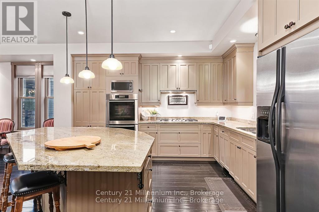 159 Snowbridge Way, Blue Mountains, Ontario  L9Y 0V1 - Photo 15 - X13085496