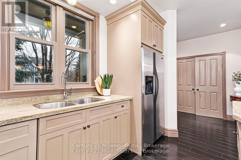159 Snowbridge Way, Blue Mountains, Ontario  L9Y 0V1 - Photo 18 - X13085496