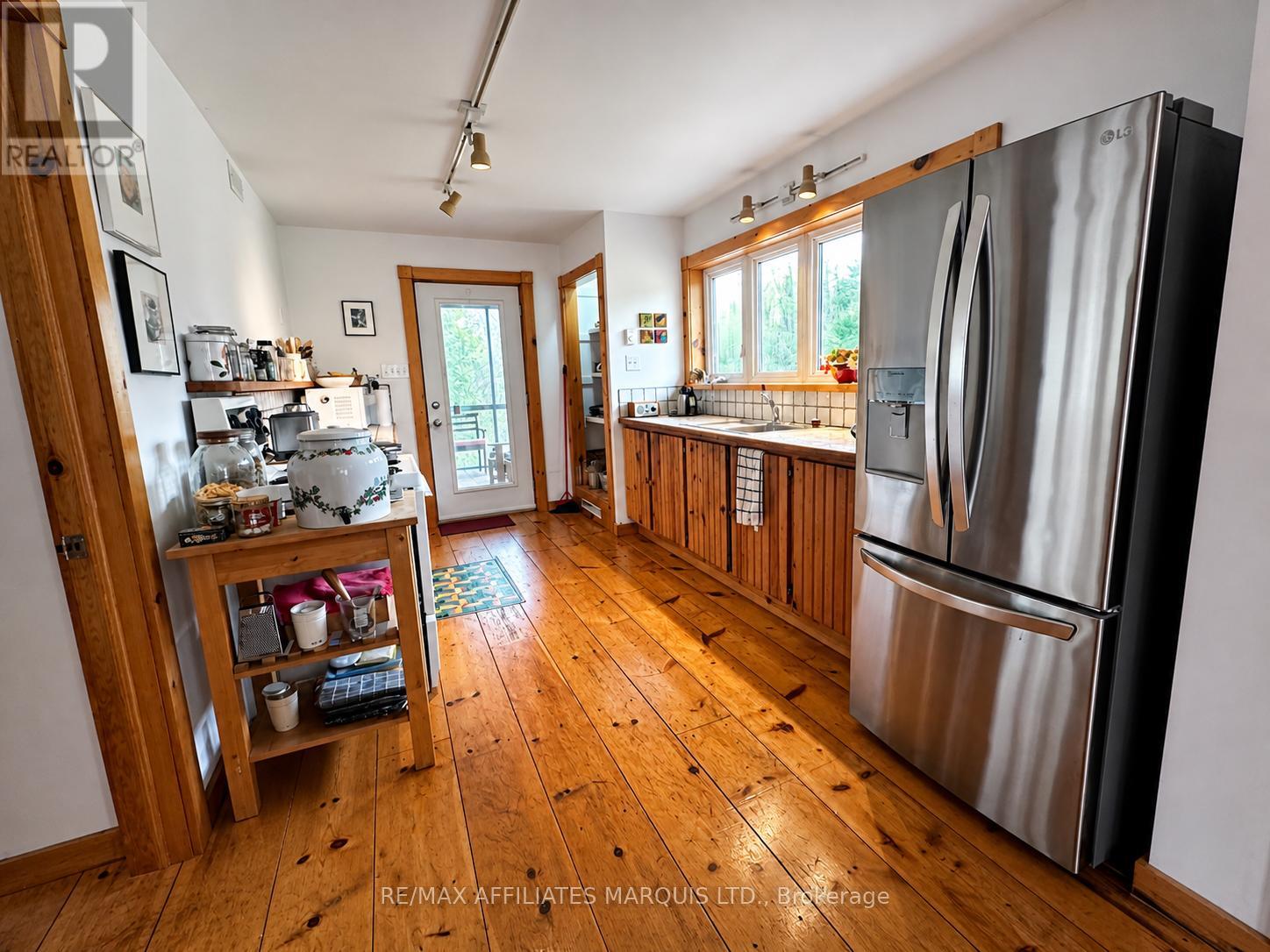 18863 Kenyon Con Rd 8 Road, North Glengarry, Ontario  K0C 1T0 - Photo 10 - X13075510