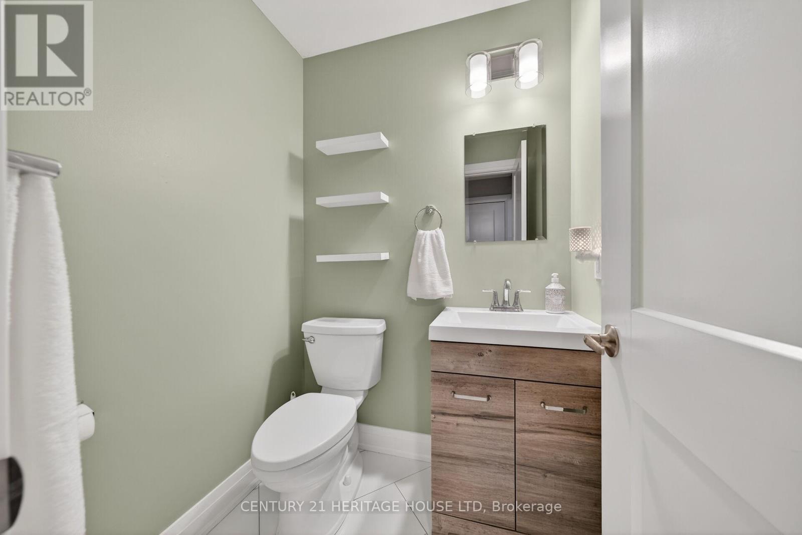 3 Bowes Court, Caledon, Ontario  L7E 1A5 - Photo 6 - W13069432