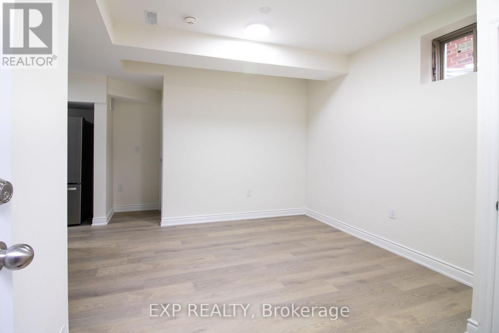 Lower - 55 William Dunlop Street, Kitchener, Ontario  N2R 0N8 - Photo 3 - X13031946