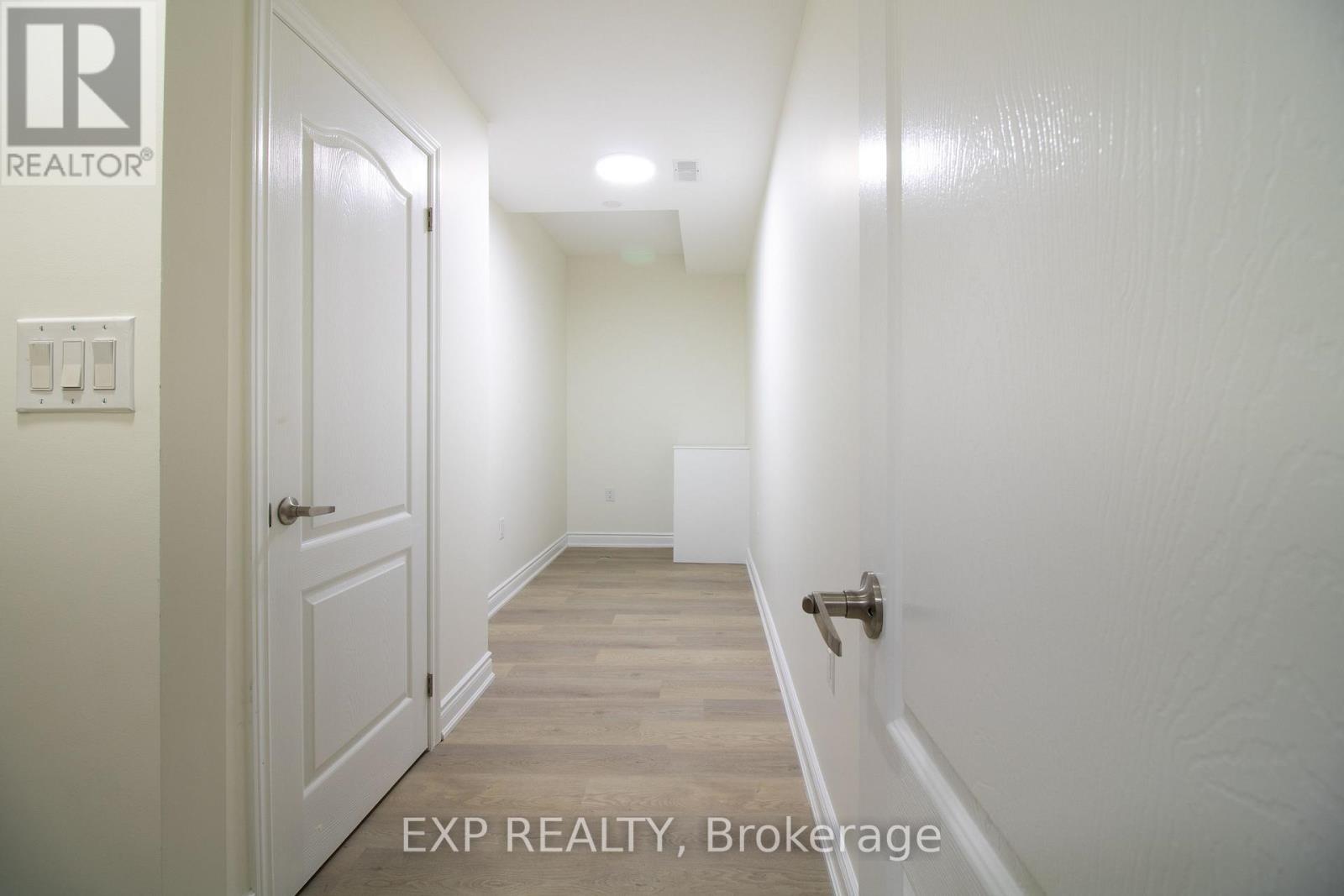 Lower - 55 William Dunlop Street, Kitchener, Ontario  N2R 0N8 - Photo 9 - X13031946