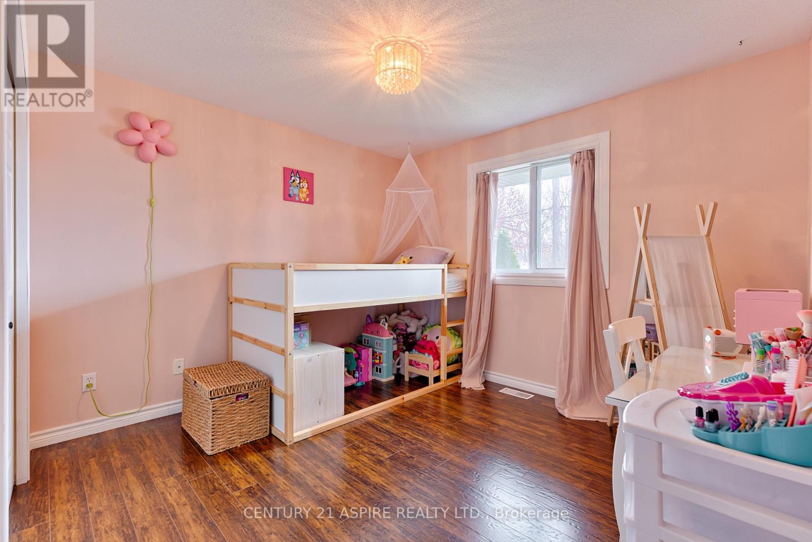 43 Selkirk Street, Petawawa, Ontario  K8H 1P1 - Photo 24 - X13085410