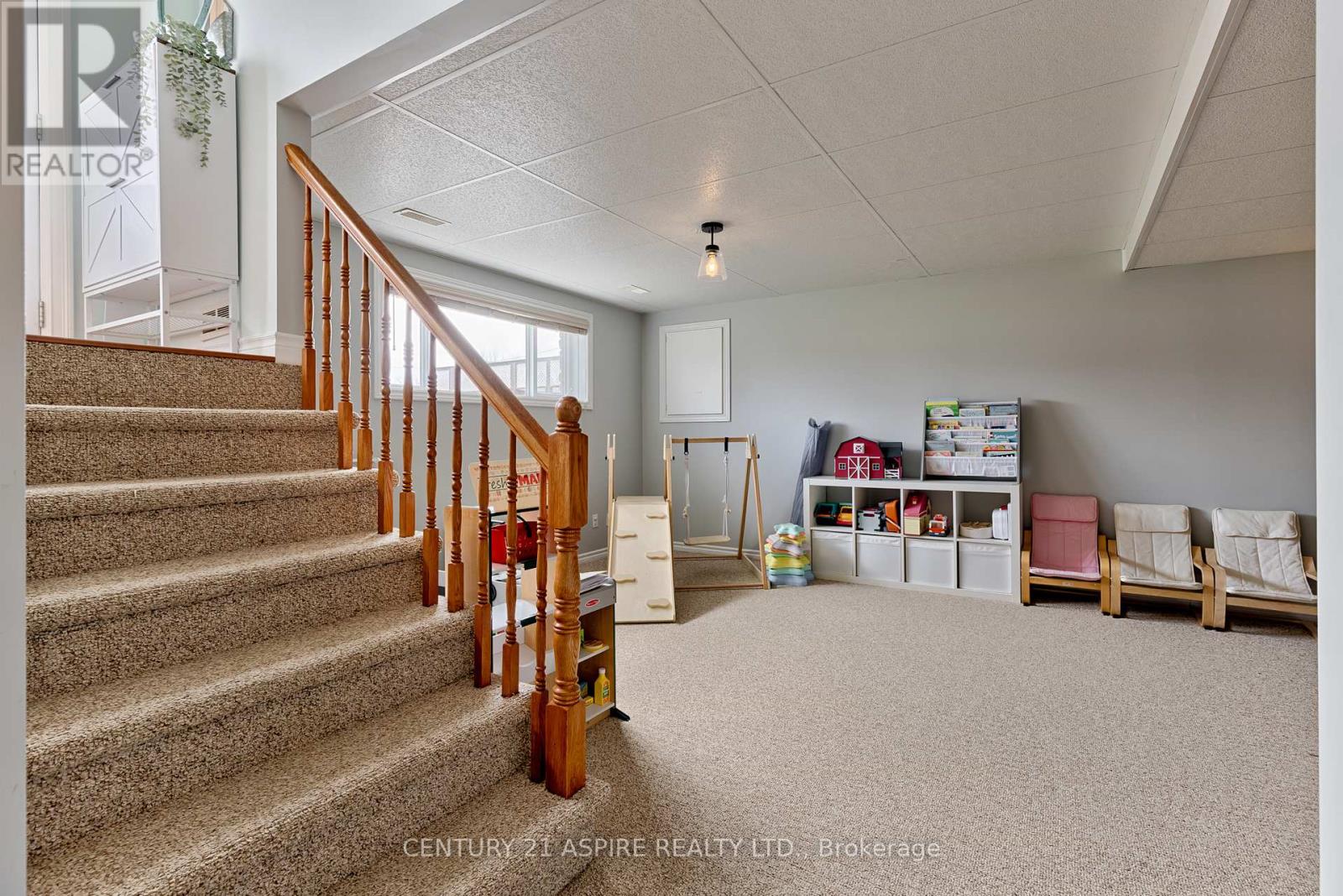 43 Selkirk Street, Petawawa, Ontario  K8H 1P1 - Photo 28 - X13085410