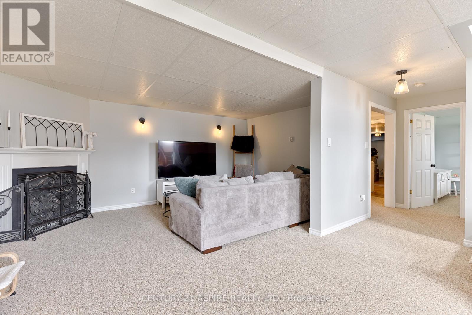 43 Selkirk Street, Petawawa, Ontario  K8H 1P1 - Photo 30 - X13085410