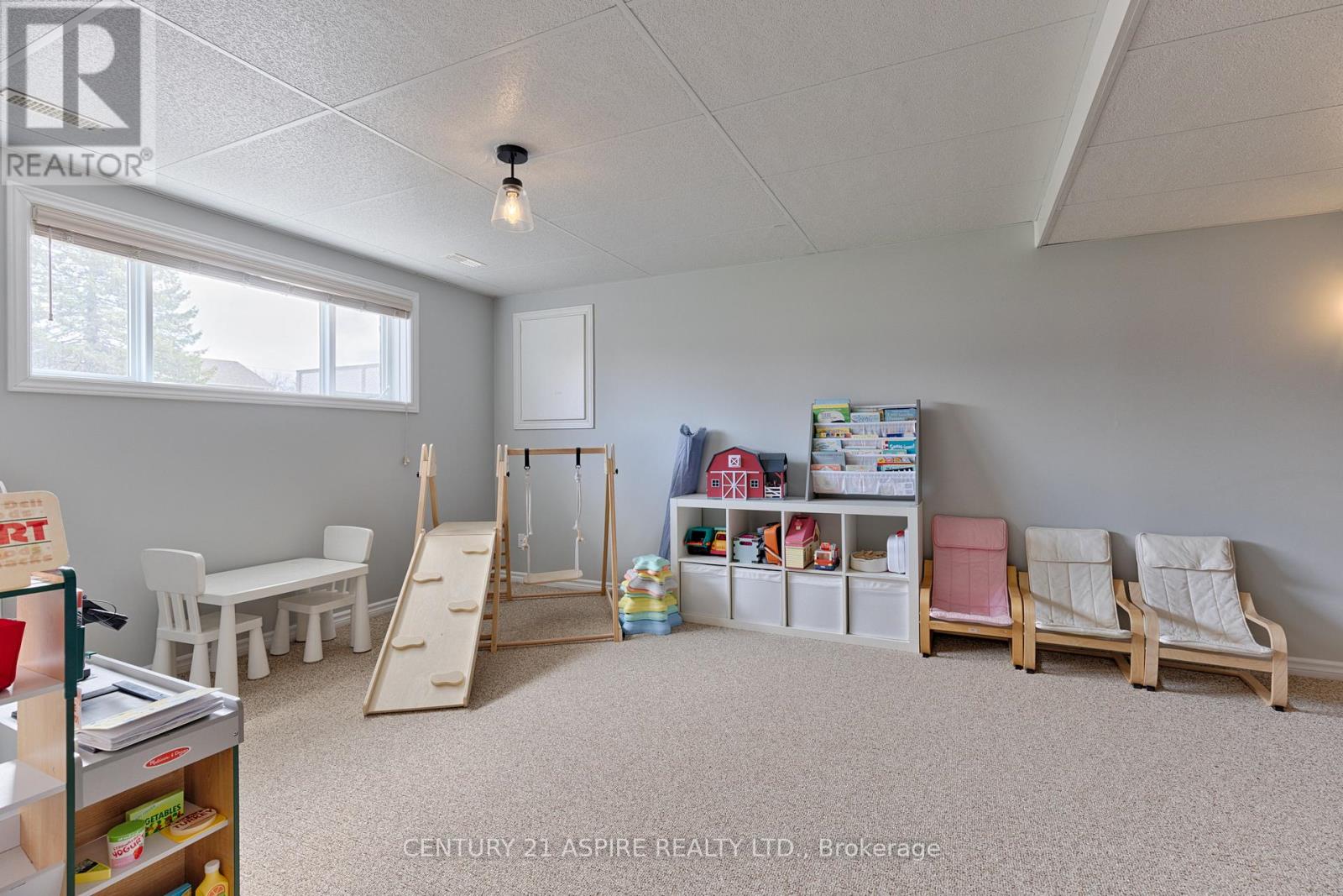 43 Selkirk Street, Petawawa, Ontario  K8H 1P1 - Photo 29 - X13085410