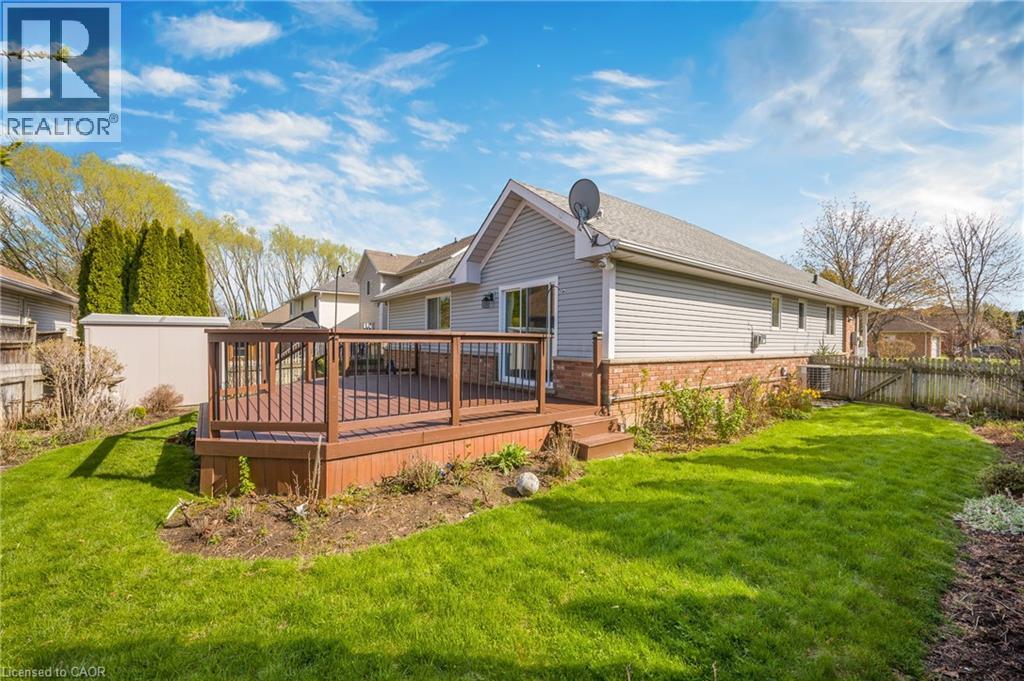 34 Margaret Avenue, Grimsby, Ontario  L3M 5L4 - Photo 34 - 40825304