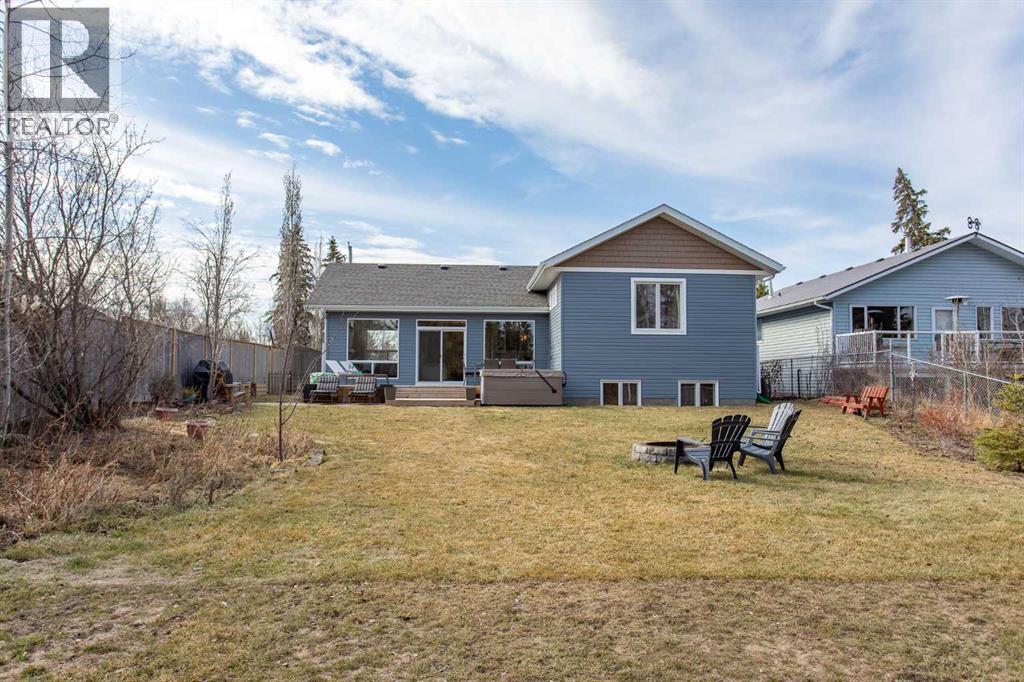 85 Lakeview Avenue, Gull Lake, Alberta  T4L 2N1 - Photo 8 - A2304359