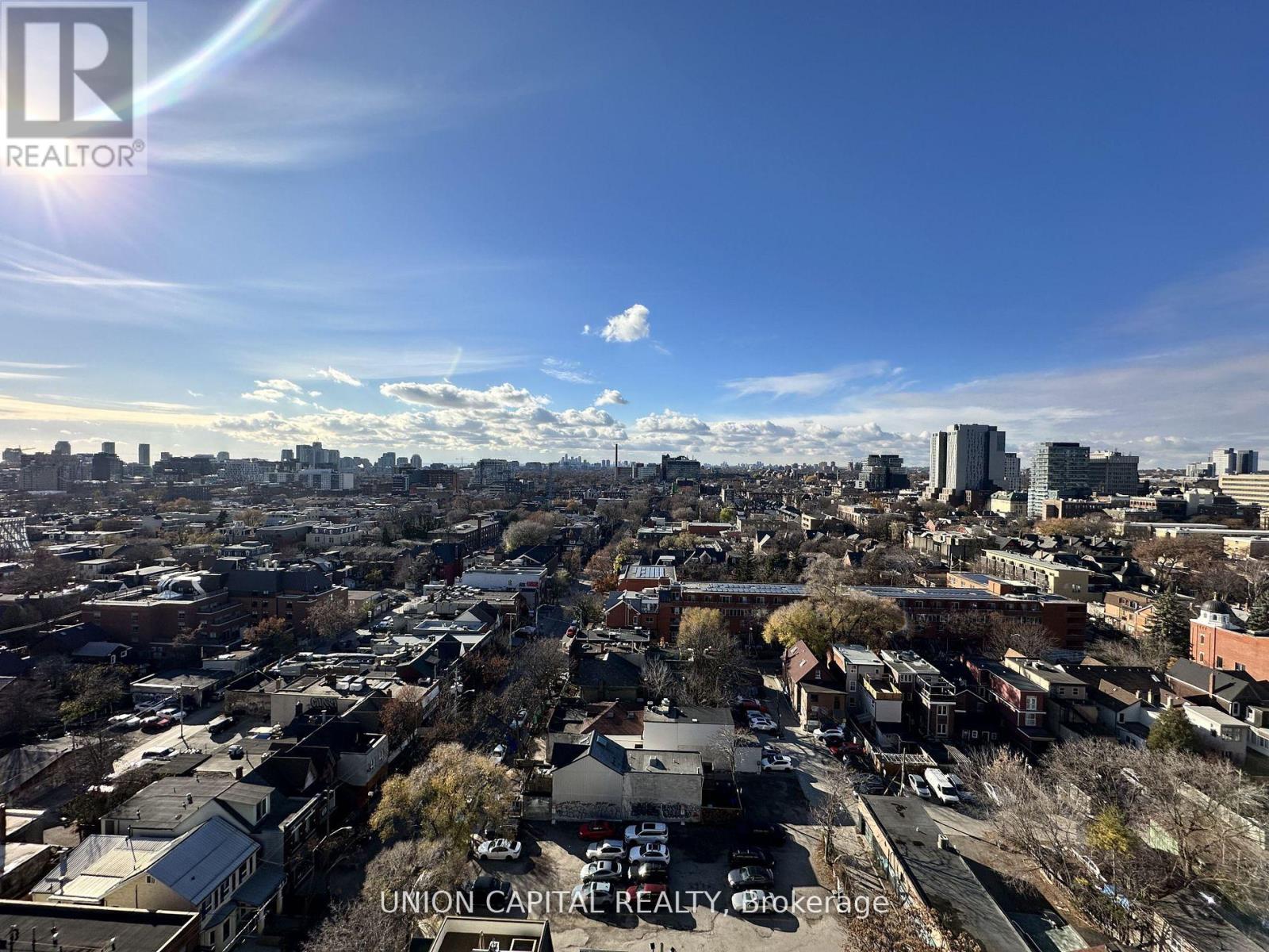 1411 - 195 Mccaul Street, Toronto, Ontario  M5T 1W6 - Photo 3 - C13085436