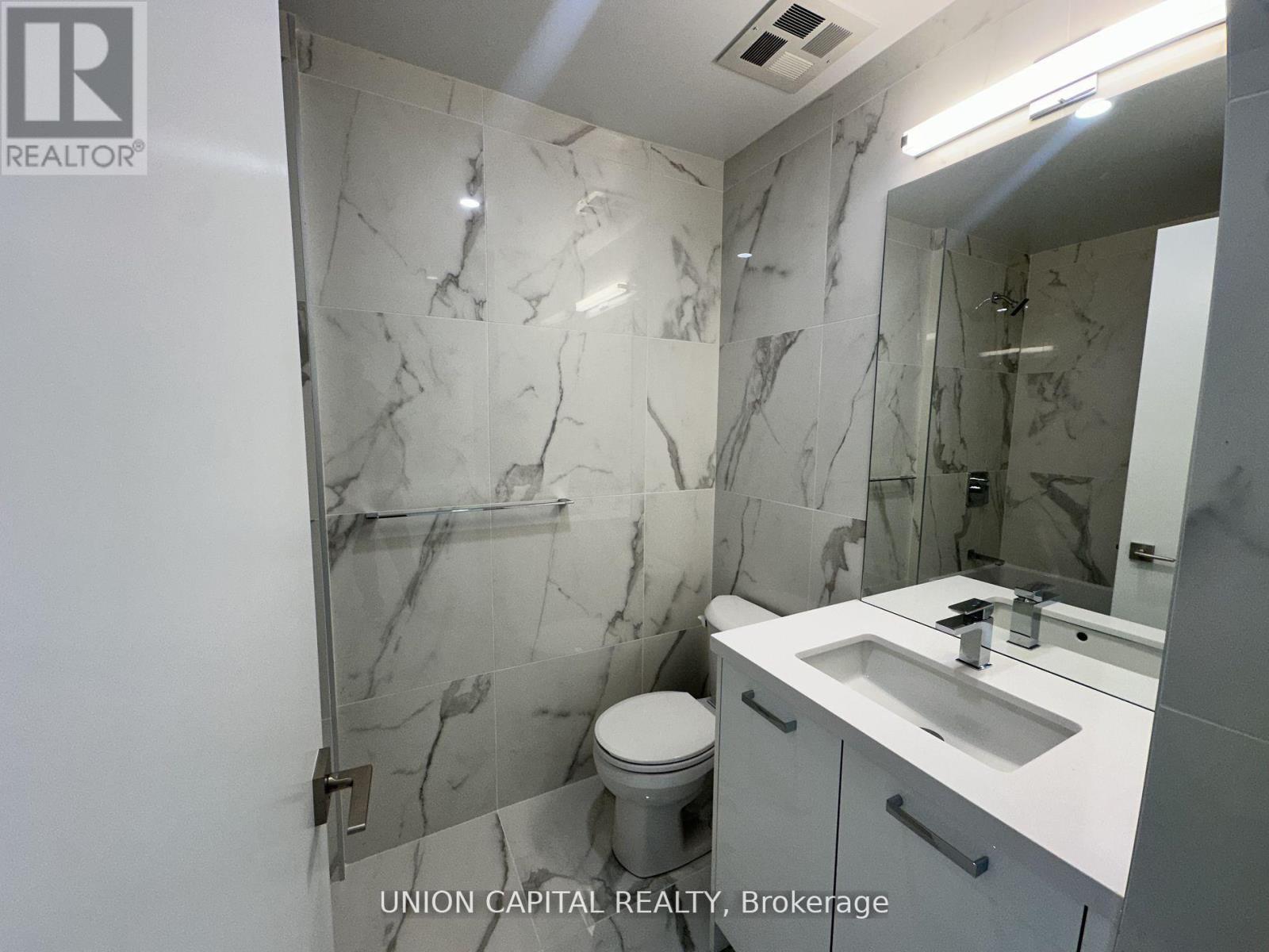 1411 - 195 Mccaul Street, Toronto, Ontario  M5T 1W6 - Photo 5 - C13085436