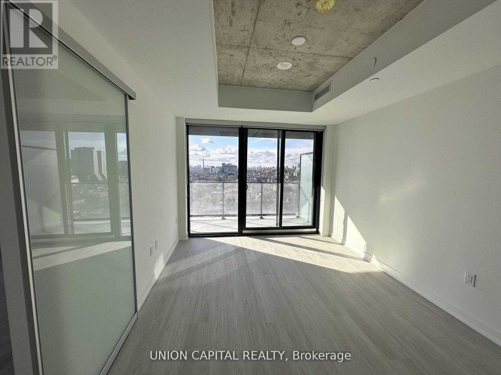 1411 - 195 Mccaul Street, Toronto, Ontario  M5T 1W6 - Photo 6 - C13085436