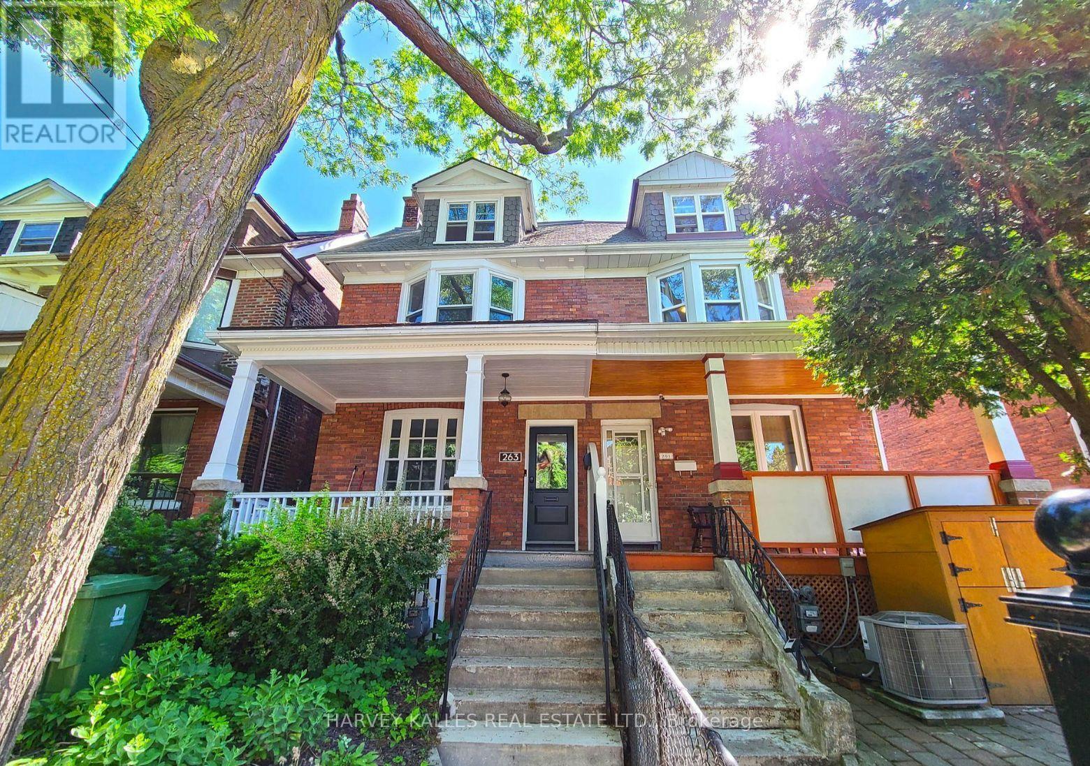 1 - 261 CRAWFORD STREET, Toronto, Ontario