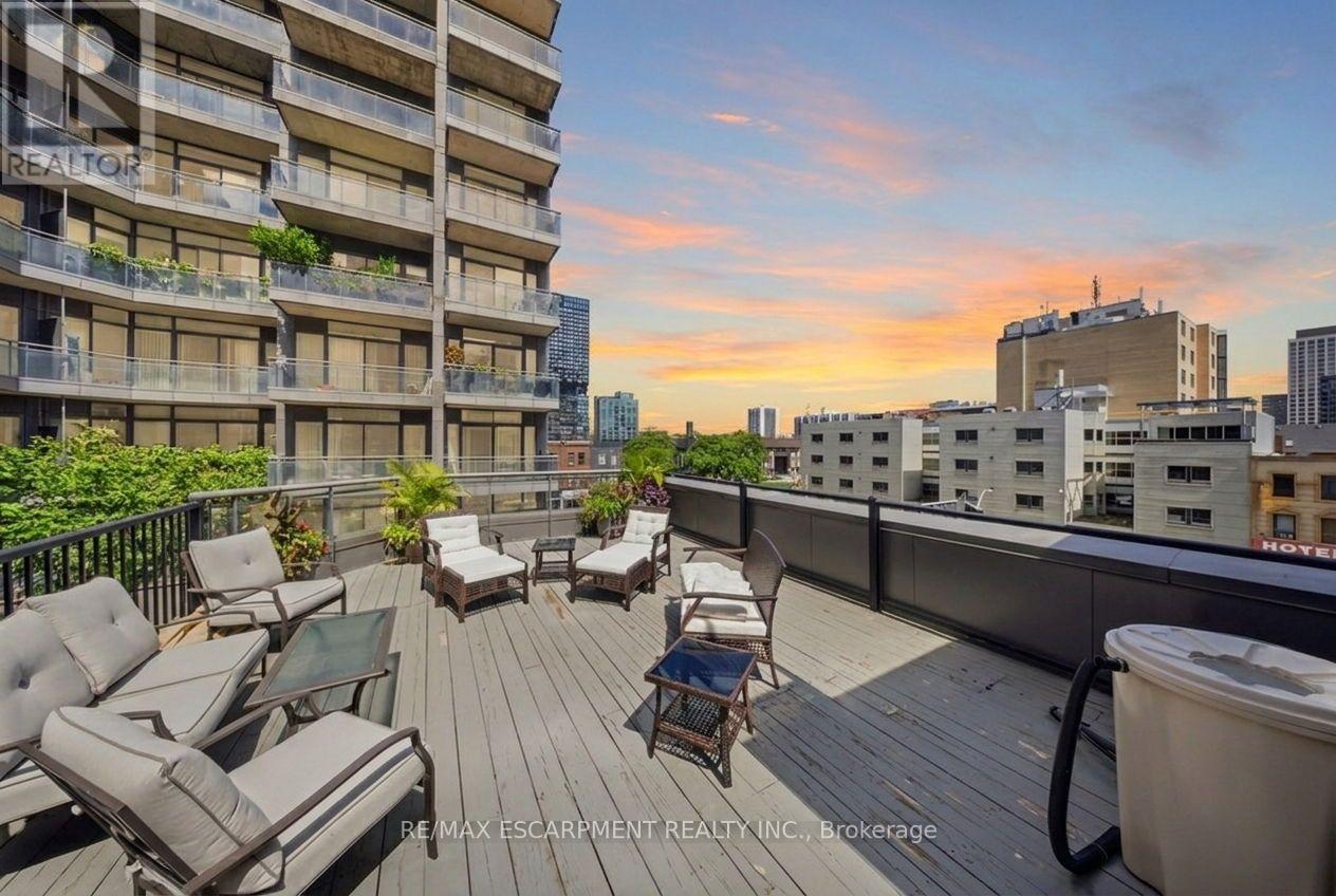 Th1 - 127 Queen Street E, Toronto, Ontario  M5C 1S3 - Photo 22 - C13085606