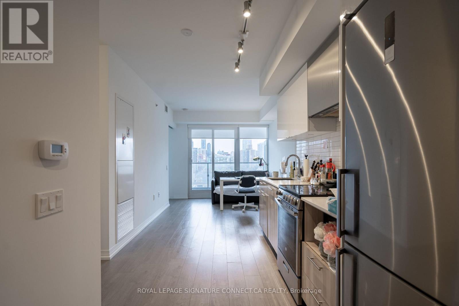 1603 - 251 Jarvis Street, Toronto, Ontario  M5B 0C3 - Photo 5 - C13085658