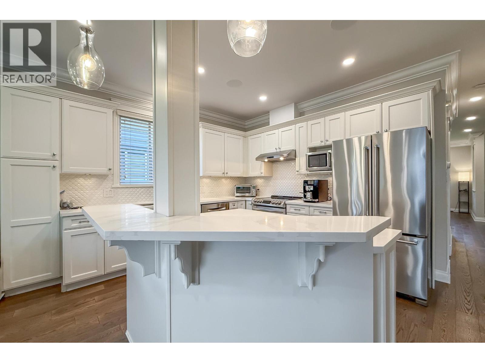 1458 William Avenue, North Vancouver, British Columbia  V7L 4G2 - Photo 6 - R3115627