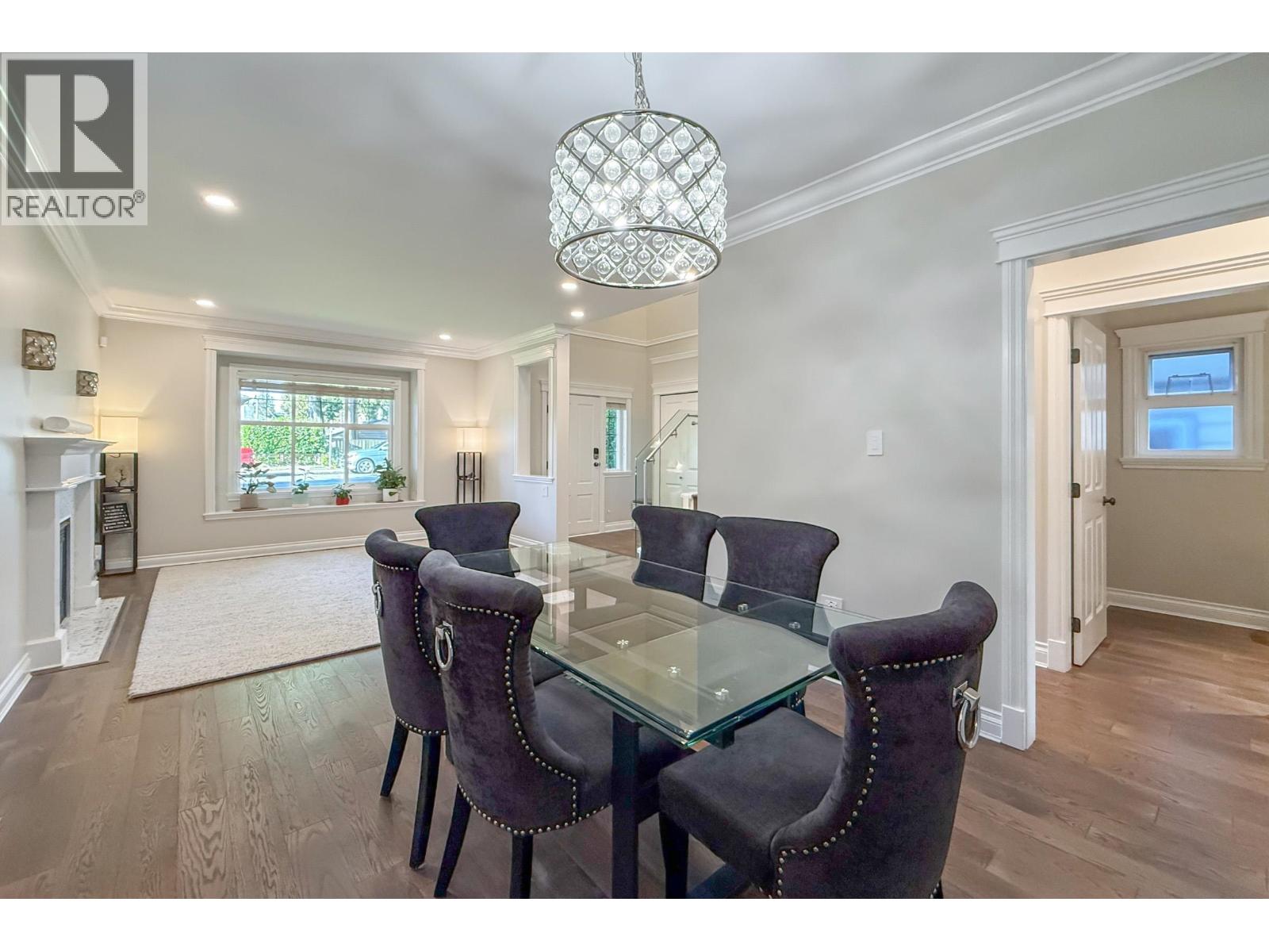 1458 William Avenue, North Vancouver, British Columbia  V7L 4G2 - Photo 5 - R3115627
