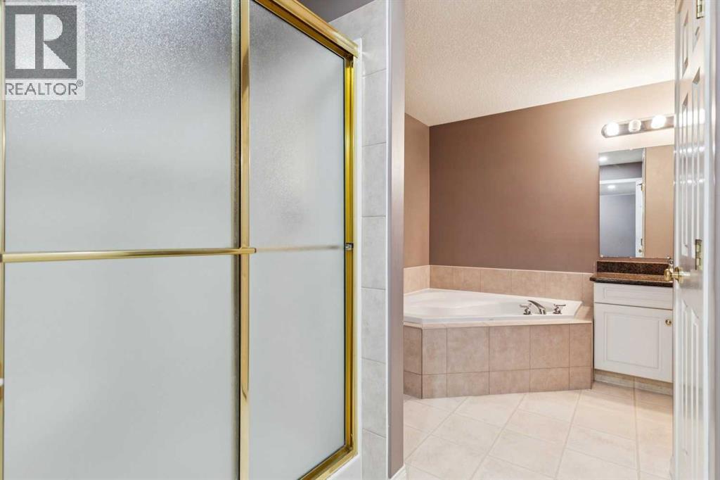 450 Wentworth Place SW, Calgary, Alberta  T3H 4L7 - Photo 28 - A2301994