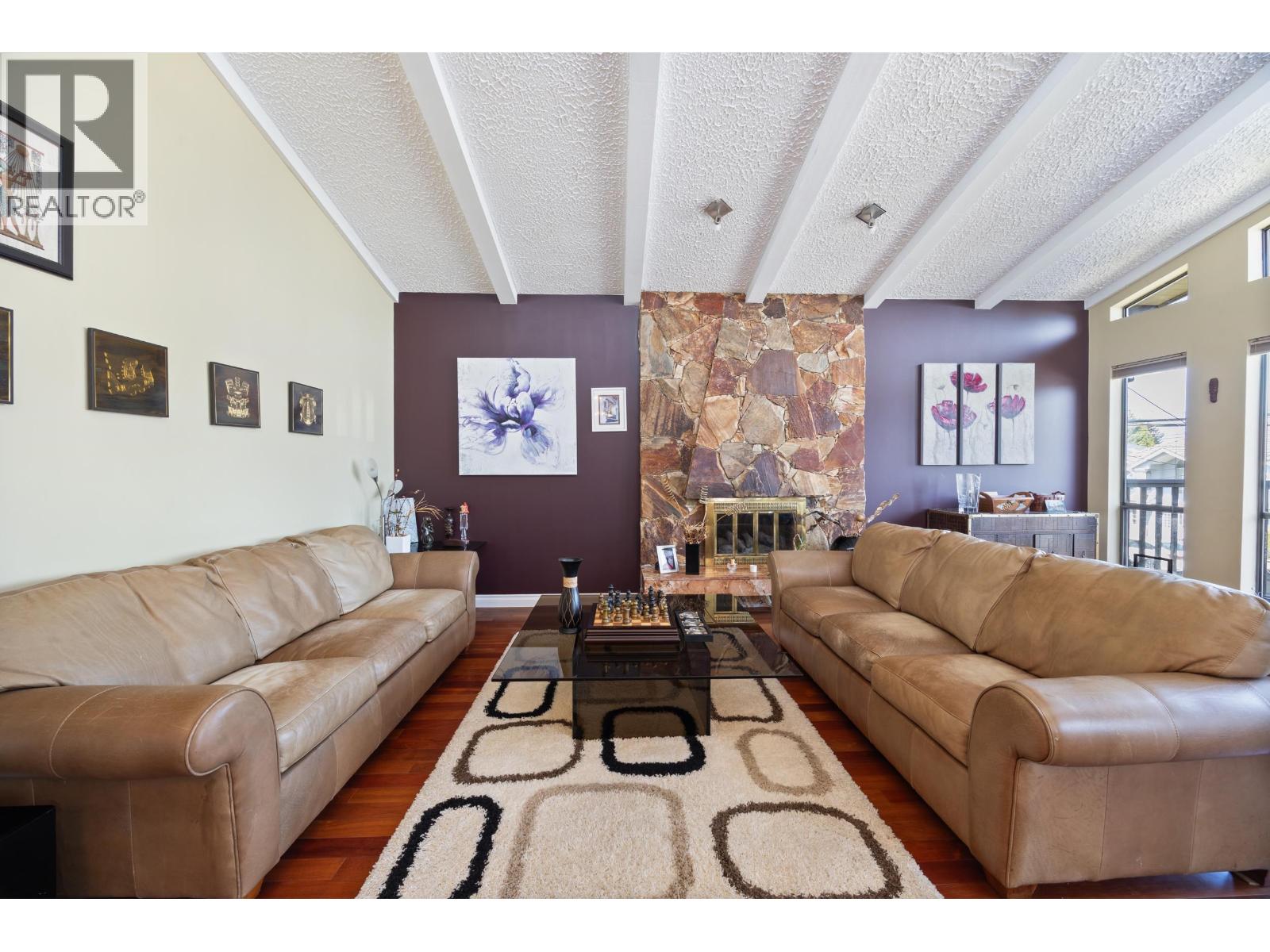 6264 Bryant Street, Burnaby, British Columbia  V5H 1Y2 - Photo 5 - R3119467