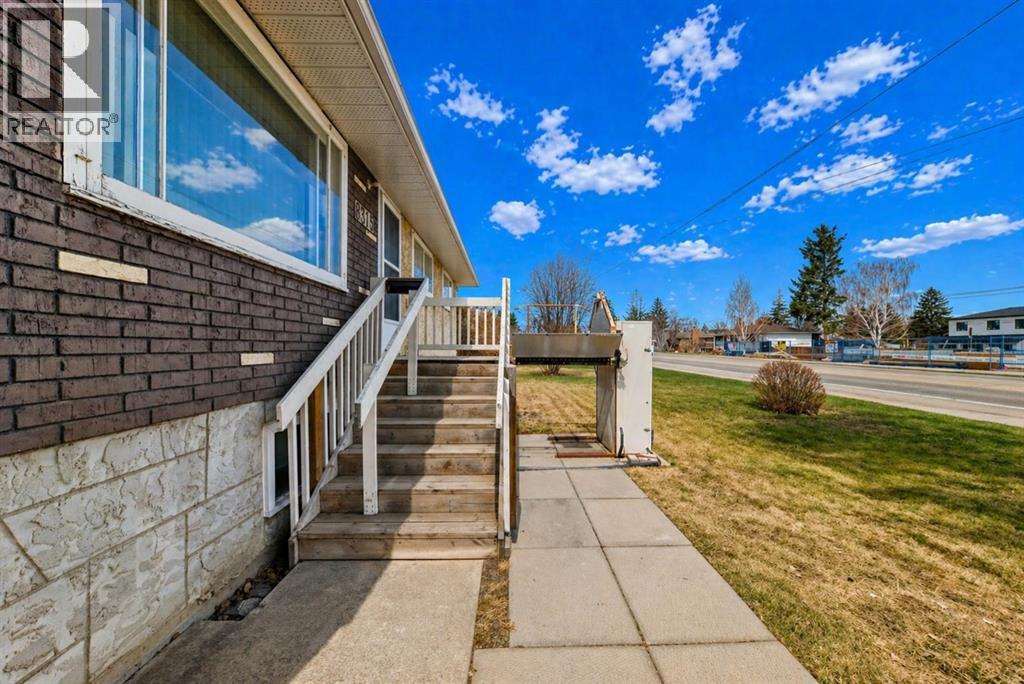 8315 Bowness Road Nw, Calgary, Alberta  T3B 0H5 - Photo 3 - A2304117
