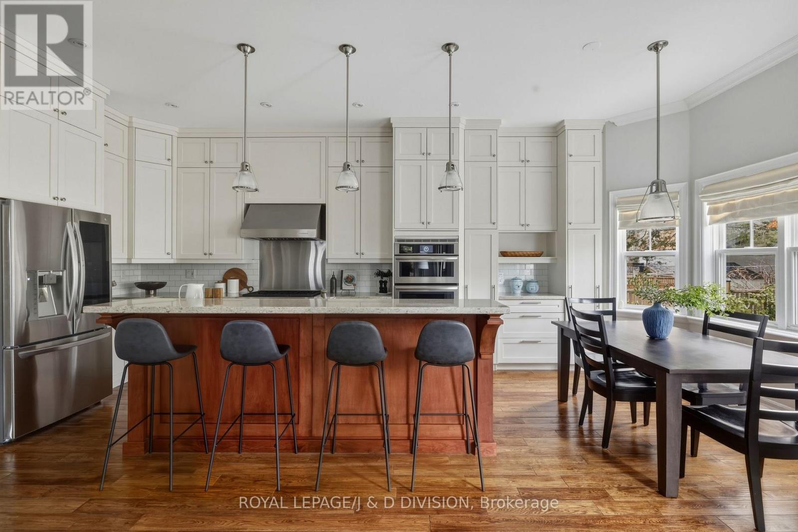 85 WHEELER AVENUE, Toronto, Ontario