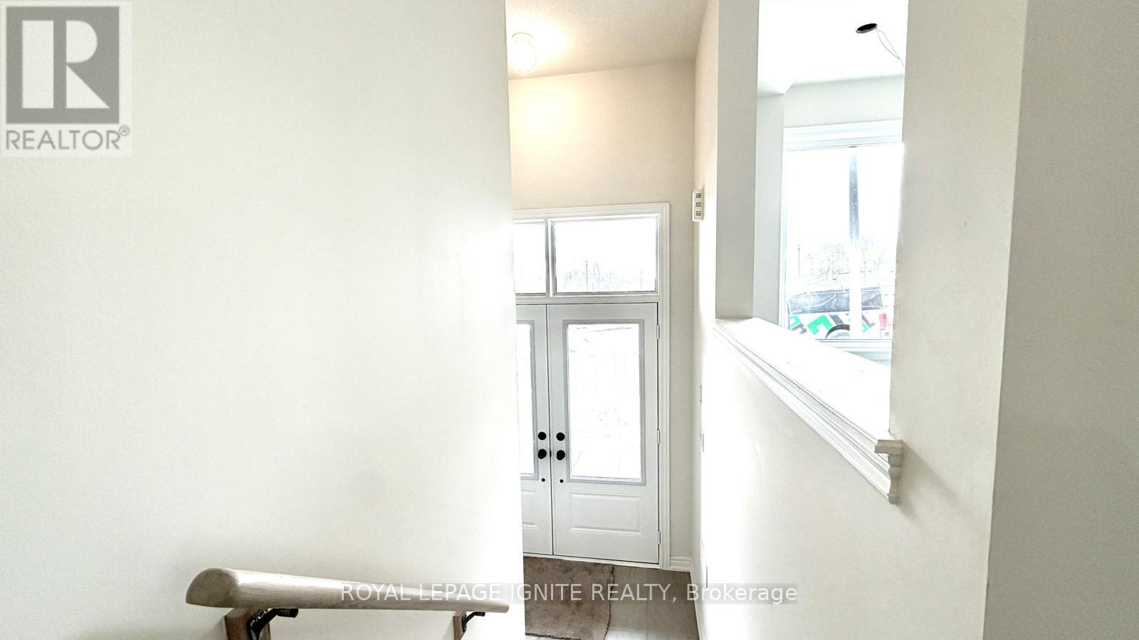 1234 Elizabeth Mackenzie Drive, Pickering, Ontario  L1X 0S2 - Photo 10 - E13085538