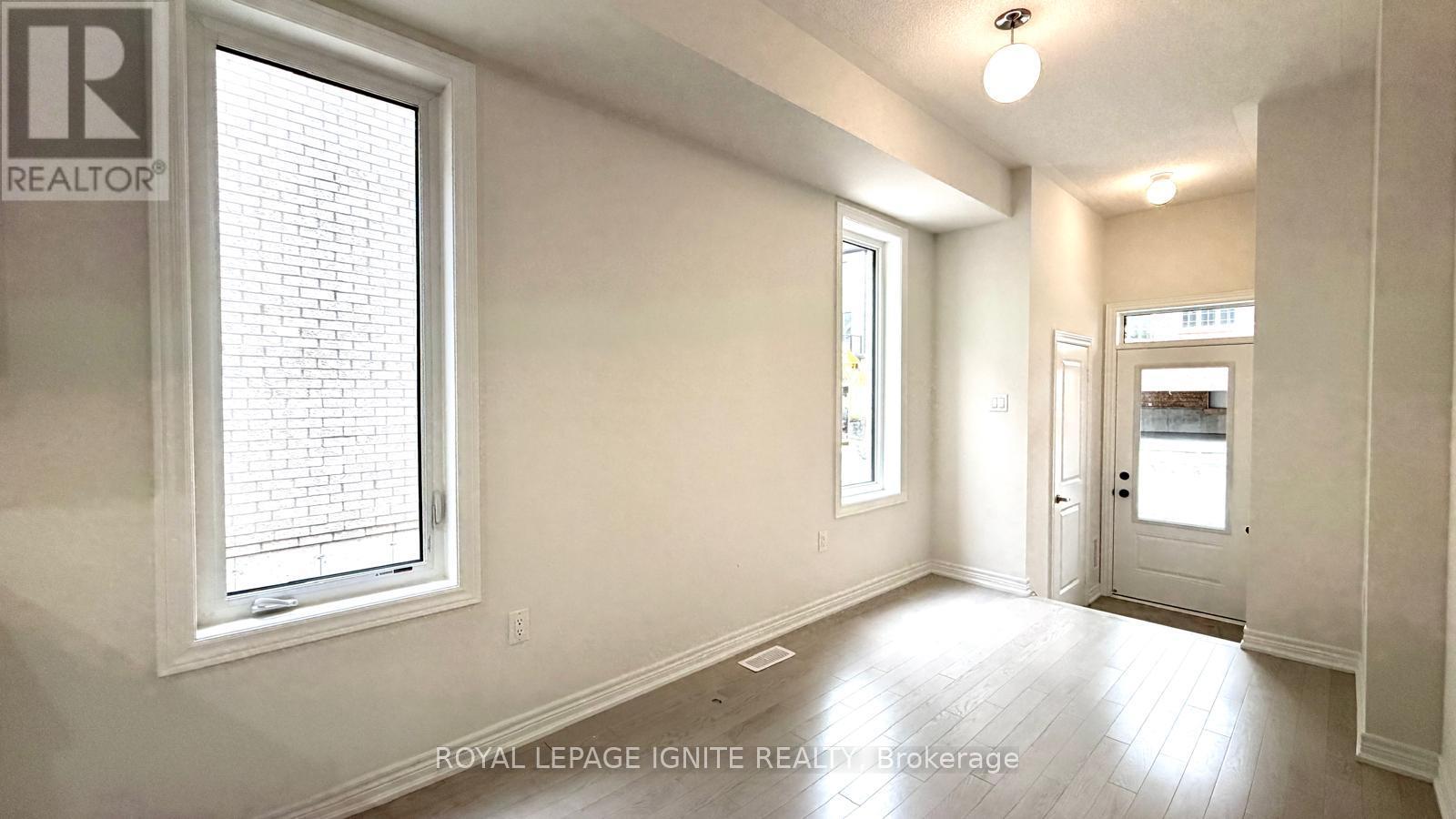 1234 Elizabeth Mackenzie Drive, Pickering, Ontario  L1X 0S2 - Photo 4 - E13085538