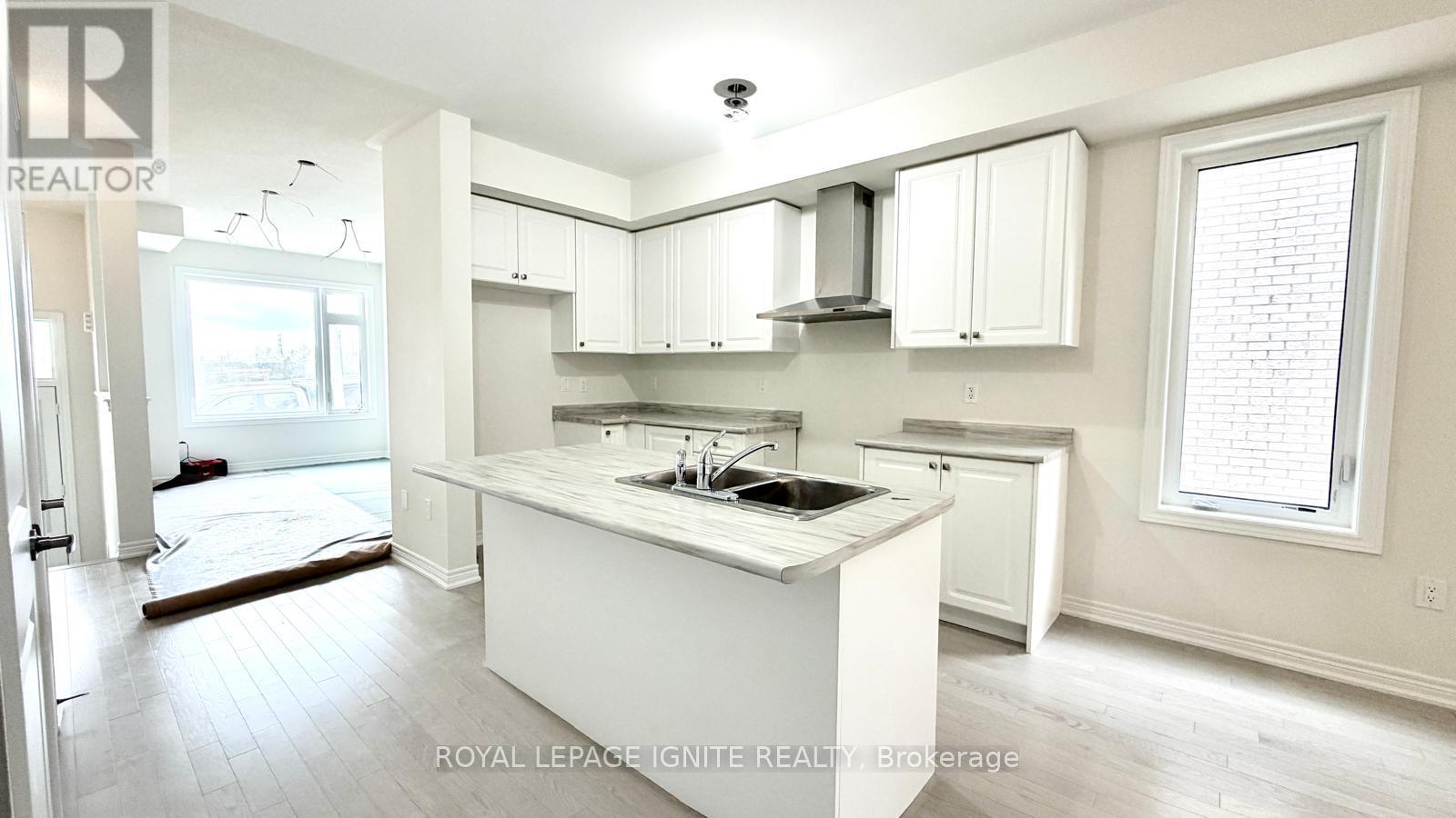 1234 Elizabeth Mackenzie Drive, Pickering, Ontario  L1X 0S2 - Photo 6 - E13085538