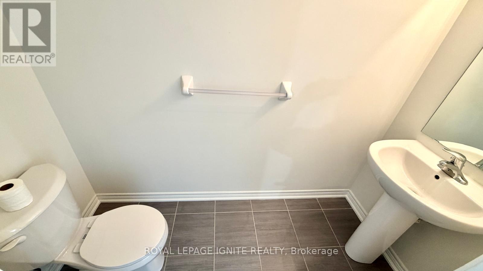 1234 Elizabeth Mackenzie Drive, Pickering, Ontario  L1X 0S2 - Photo 9 - E13085538