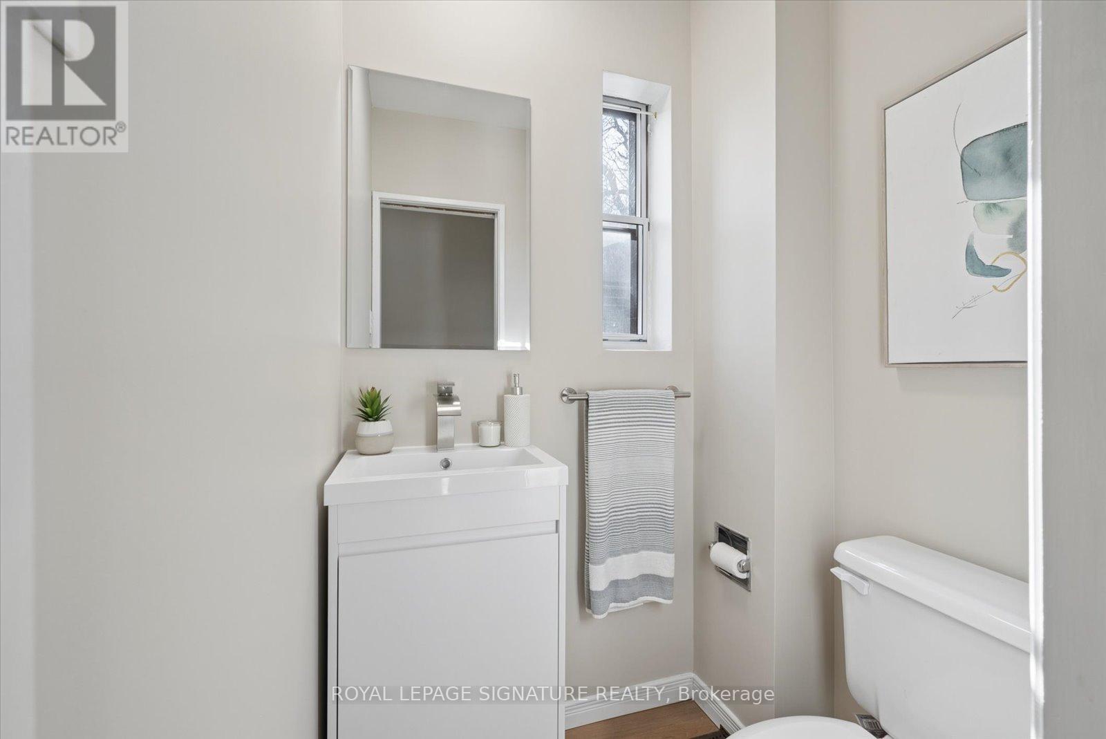 21 Munson Crescent, Toronto, Ontario  M1P 3M8 - Photo 14 - E13085588