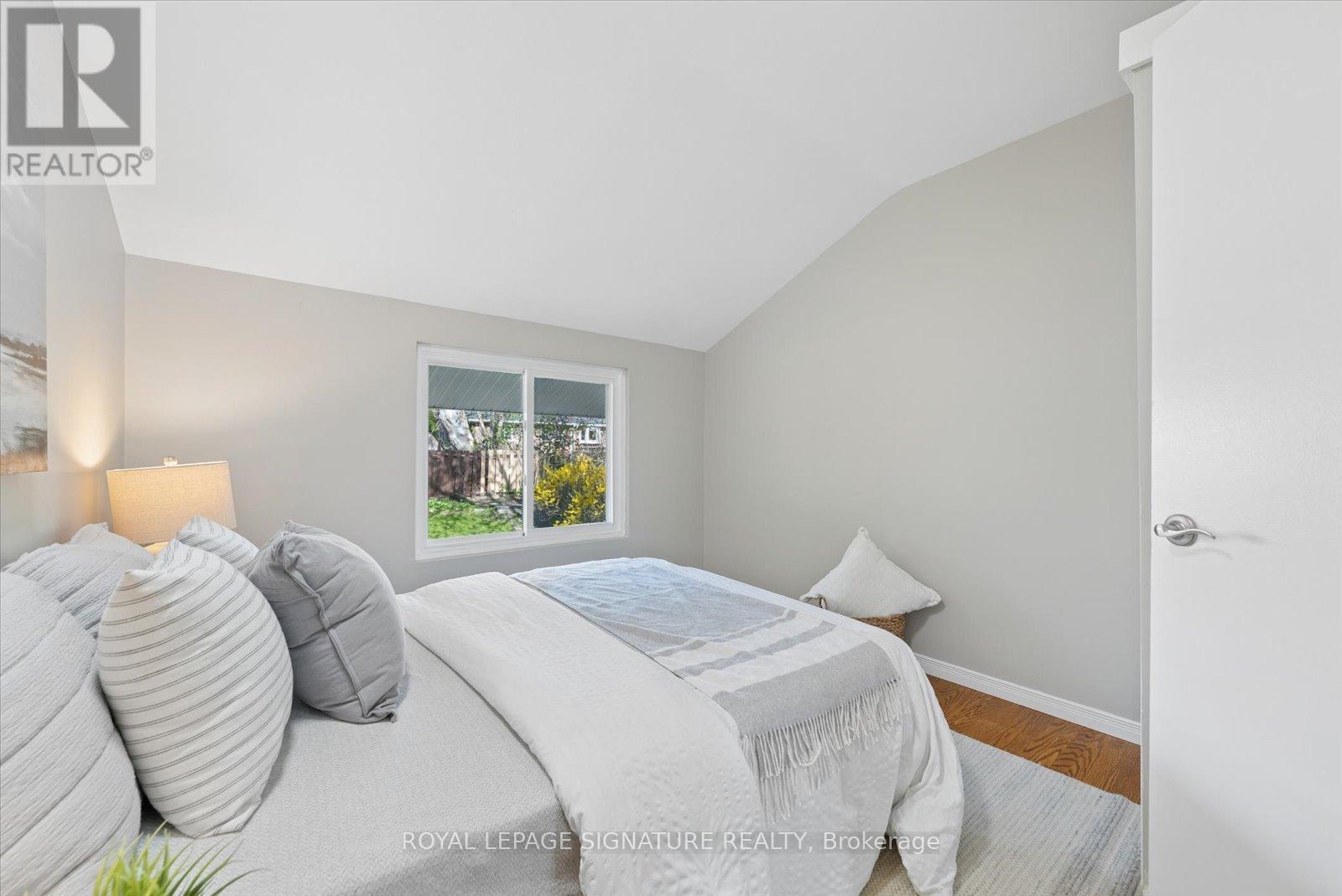 21 Munson Crescent, Toronto, Ontario  M1P 3M8 - Photo 18 - E13085588