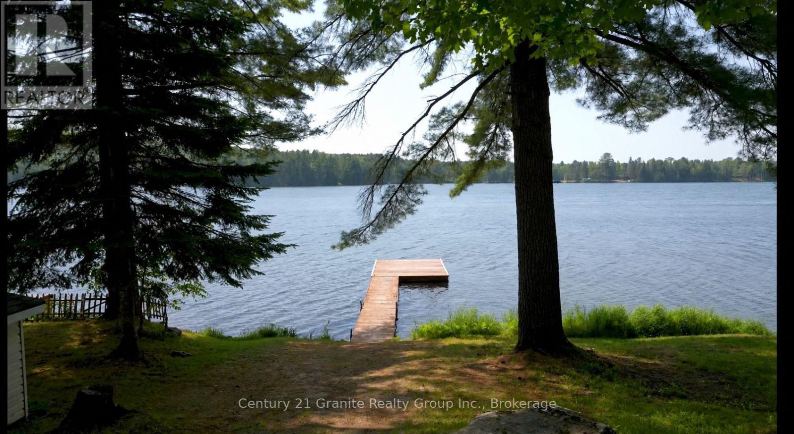 1019 Pike Lane, Dysart Et Al, Ontario  K0M 1S0 - Photo 2 - X12784164