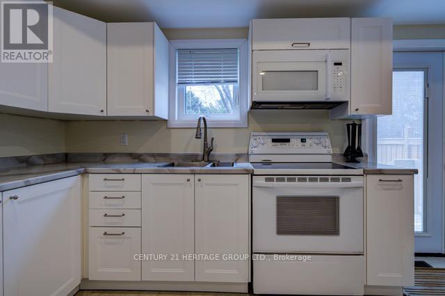 2286b Somers Boulevard, Innisfil, Ontario  L9S 2E6 - Photo 13 - N13085476