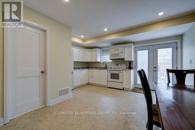 2286b Somers Boulevard, Innisfil, Ontario  L9S 2E6 - Photo 9 - N13085476